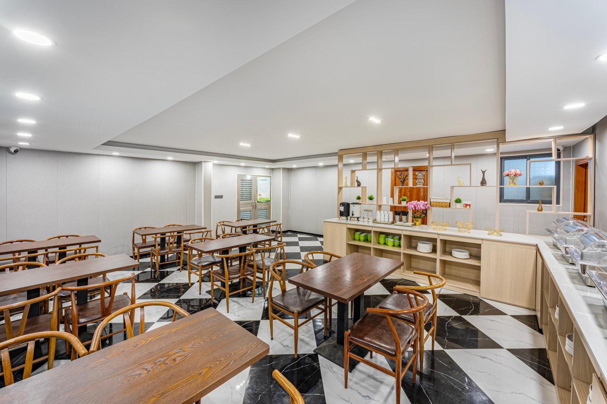 逸米酒店 -西村地铁站 Guangzhou Exterior photo