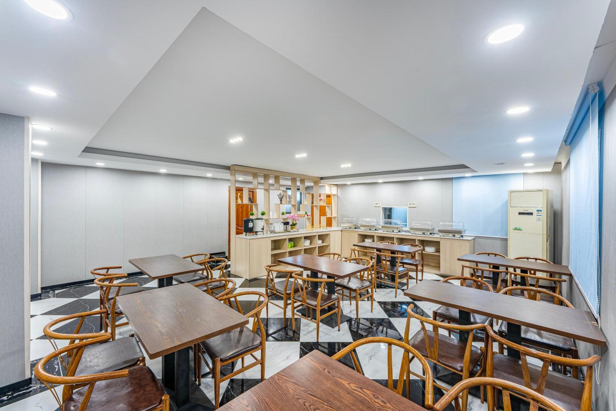 逸米酒店 -西村地铁站 Guangzhou Exterior photo