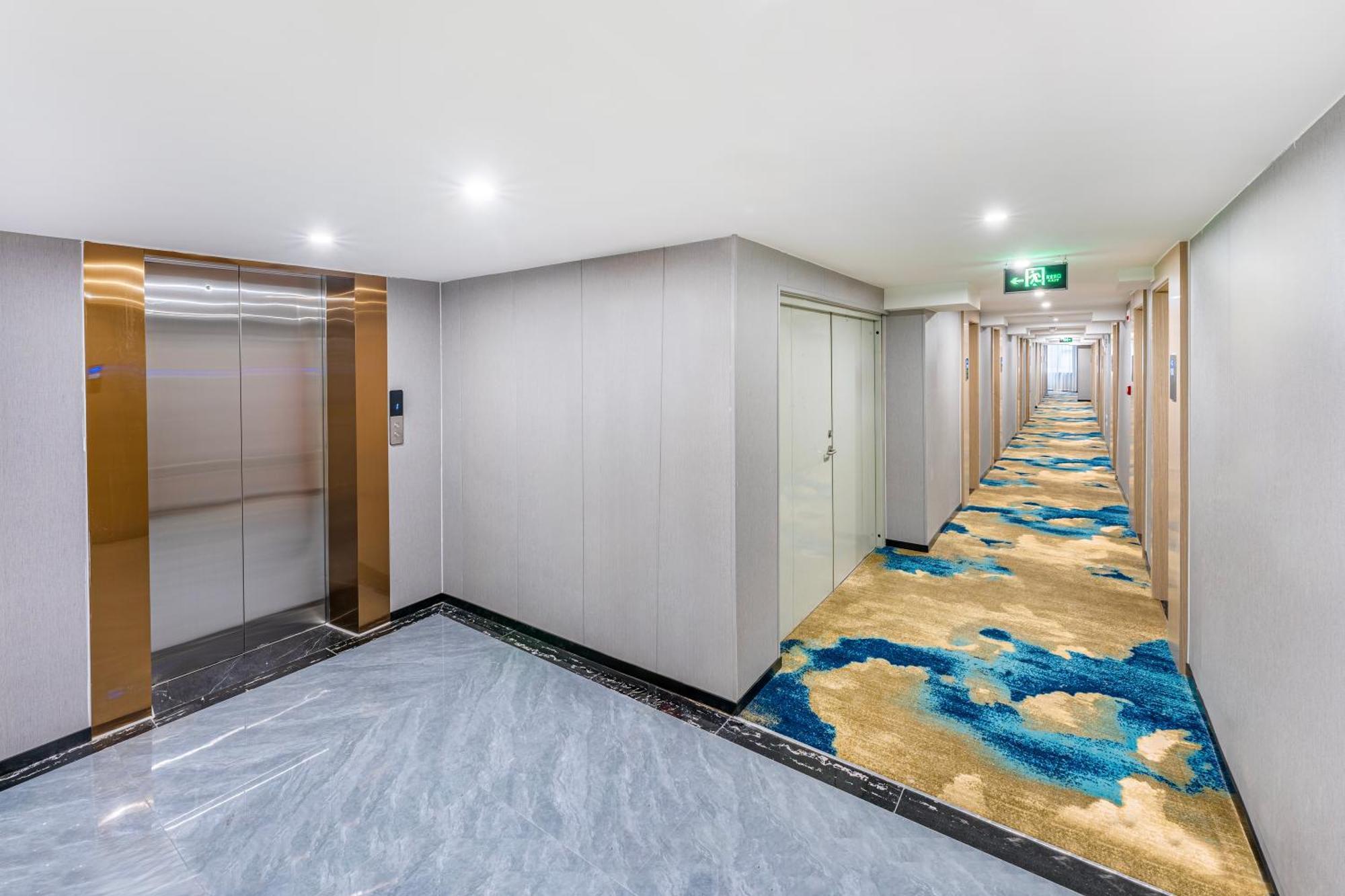 逸米酒店 -西村地铁站 Guangzhou Exterior photo